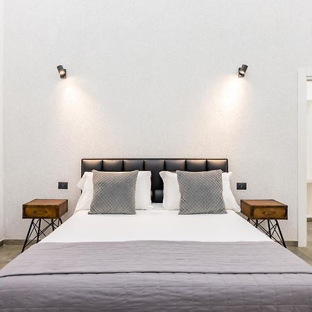 Palazzo Mormando - Industrial Apartment 那不勒斯 外观 照片