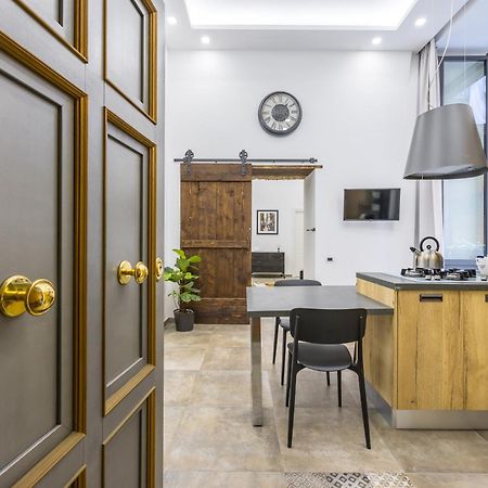 Palazzo Mormando - Industrial Apartment 那不勒斯 外观 照片