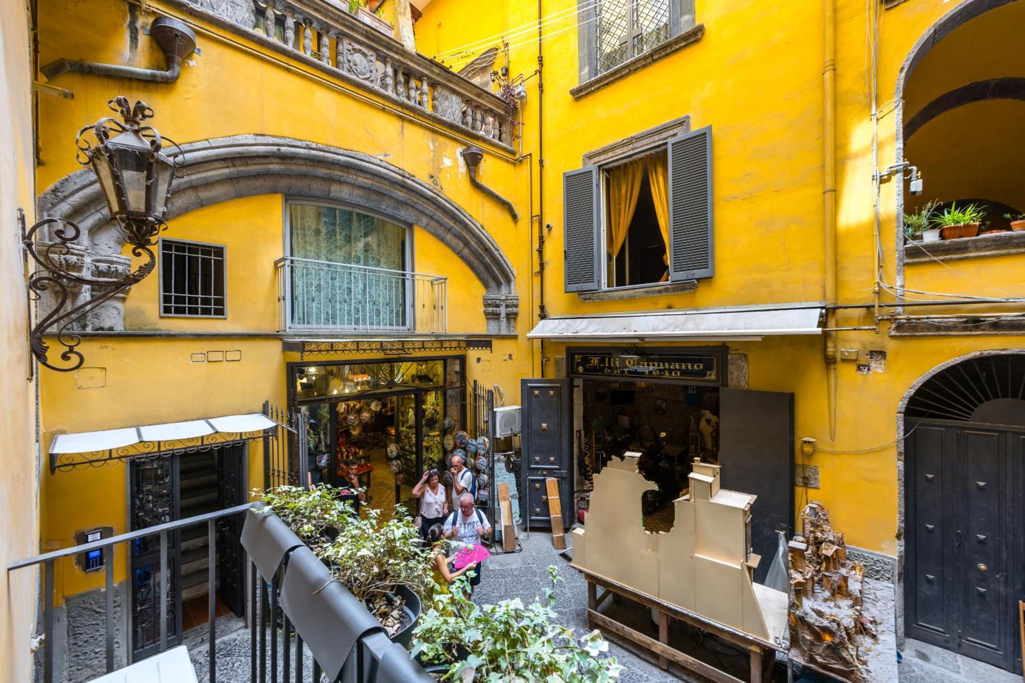 Palazzo Mormando - Industrial Apartment 那不勒斯 外观 照片