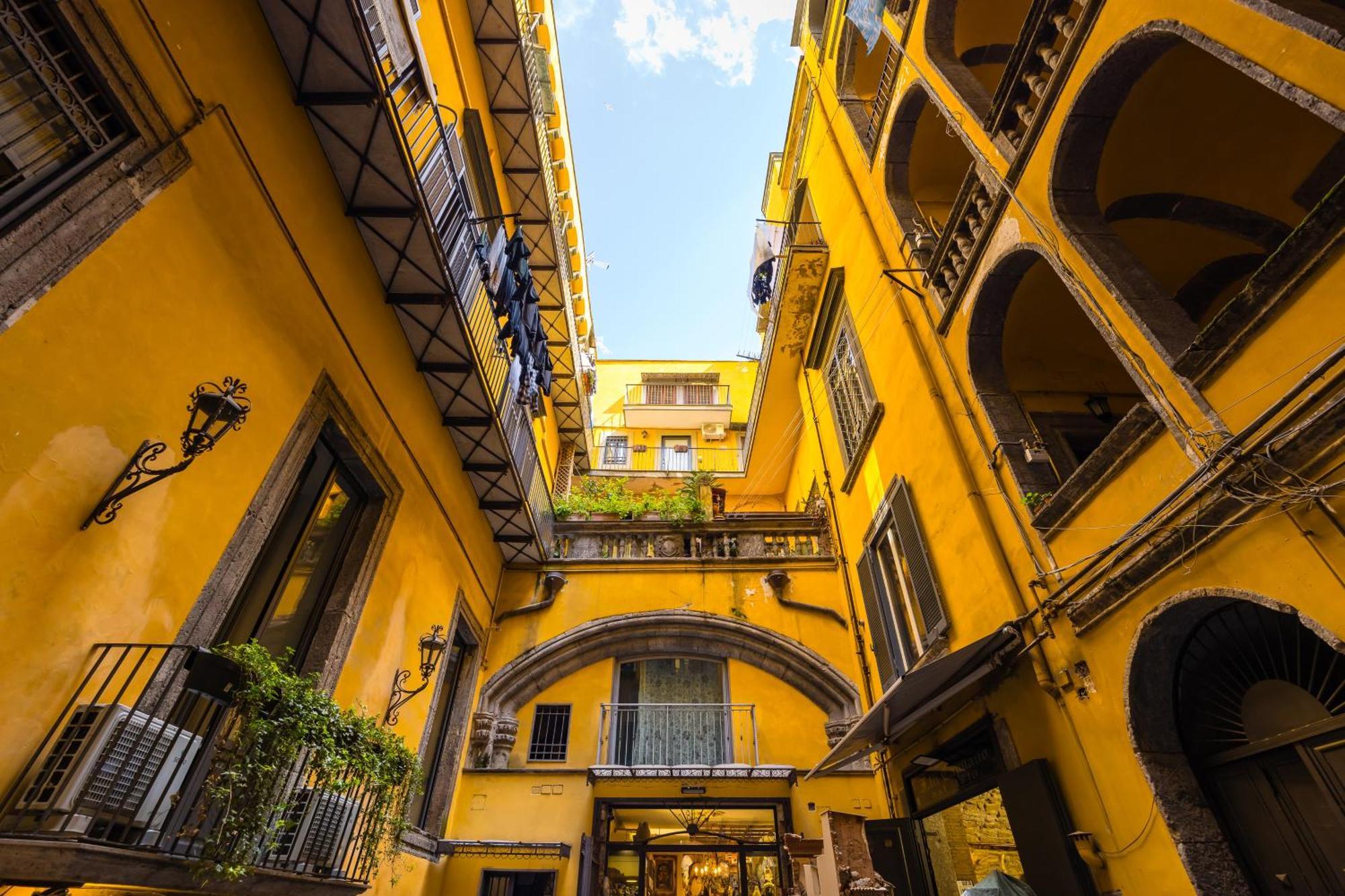 Palazzo Mormando - Industrial Apartment 那不勒斯 外观 照片