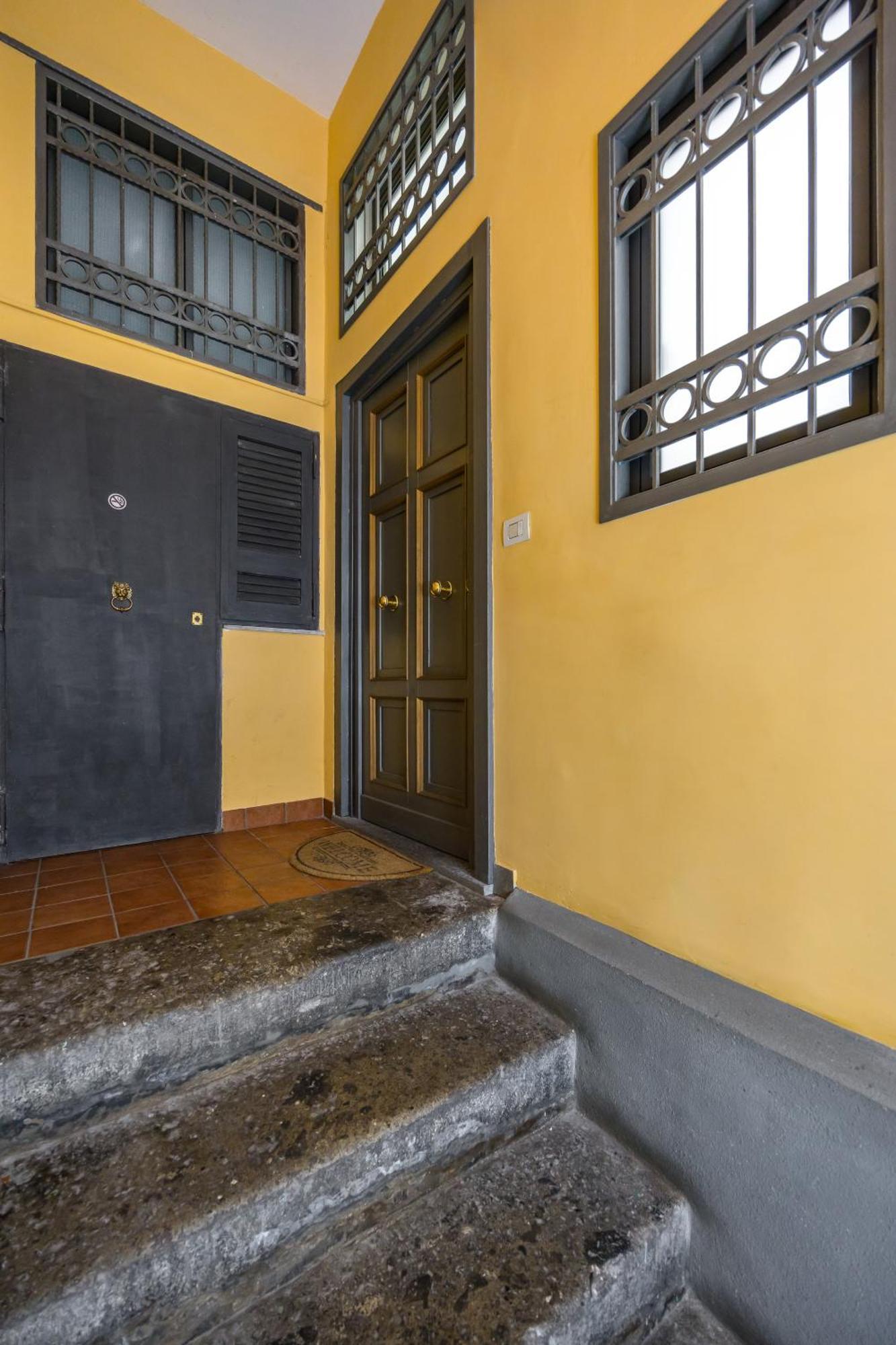 Palazzo Mormando - Industrial Apartment 那不勒斯 外观 照片